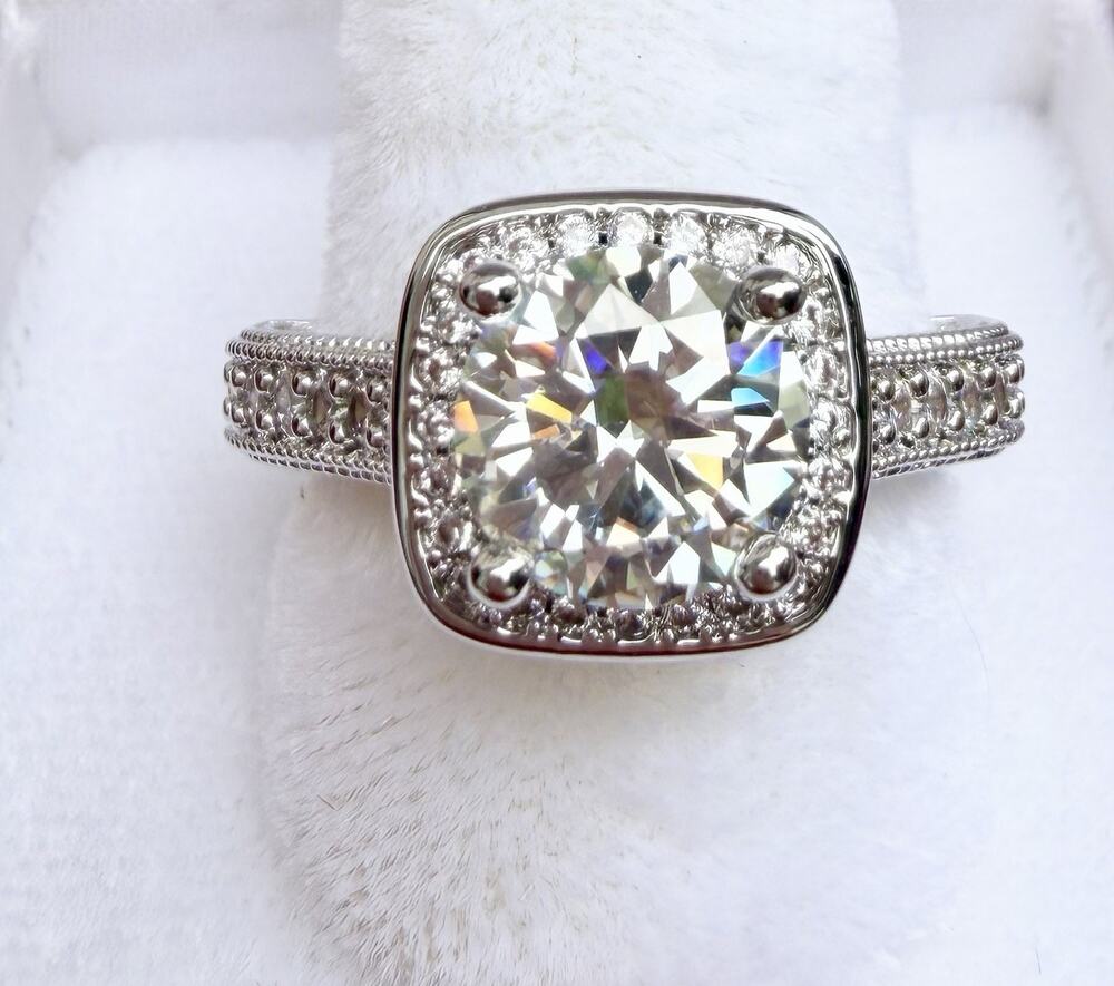 Genuine Moissanite Ring 2 Ct Size 8.25 GRA Certified S925 VVS1 & D Color